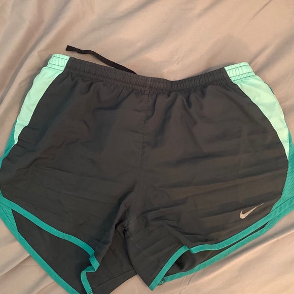 NIKE BLUE/GREEN RUNNING SHORTS - Picture 1 of 3